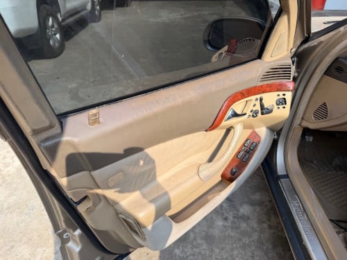 Mercedes S430 years 2000