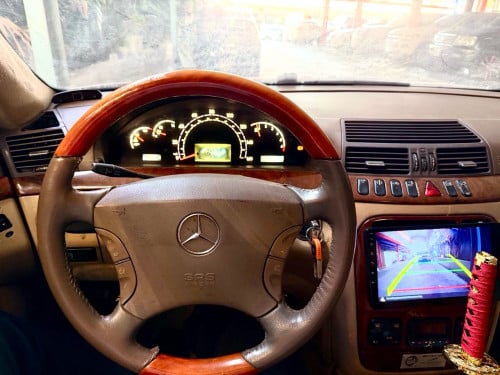 Mercedes S430 years 2000