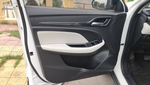 MG ZS 2025