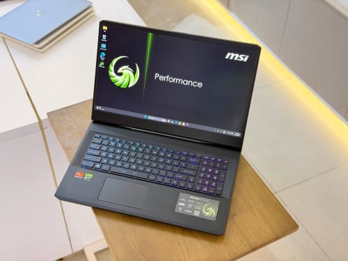 MSI Alpha 17 C7VG ( Grade A )AMD Ryzen 9 7940HX, RAM 16GB, SSD 1TB, VGA Nvidia RTX4070 8GB