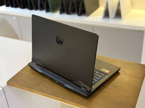 MSI Alpha 17 C7VG ( Grade A )AMD Ryzen 9 7940HX, RAM 16GB, SSD 1TB, VGA Nvidia RTX4070 8GB
