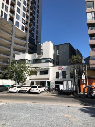 Office Space for Rent – 27sqm Available