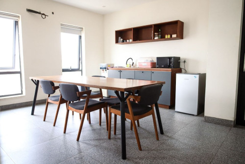 Office Space for Rent – 27sqm Available