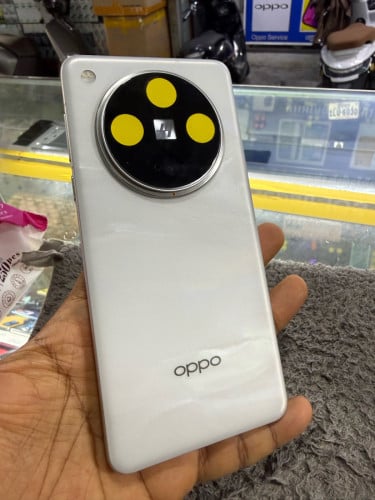 Oppo Find X8Pro 5G Ram16G Memory512G Global Sim2 មានឆ្នាំងសាក