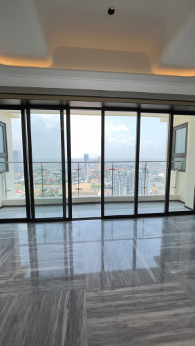 Penthoue Ready to Move in