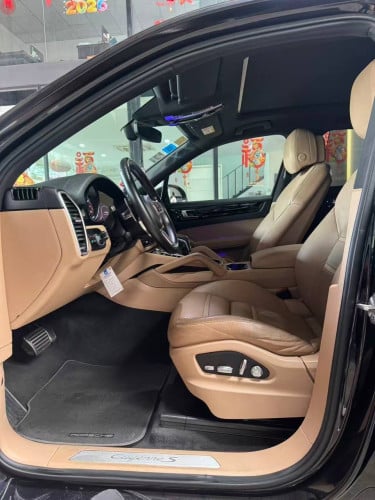 Porches Cayenne S ម្ចាស់ដើម