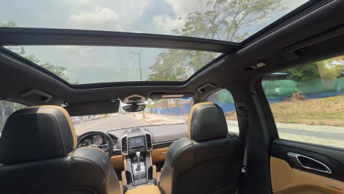 Porsche Cayenne S សាំង Hybrid 2015 full លក់ 24500$ចចារ ចង់បង់រំលោះក៏បាន