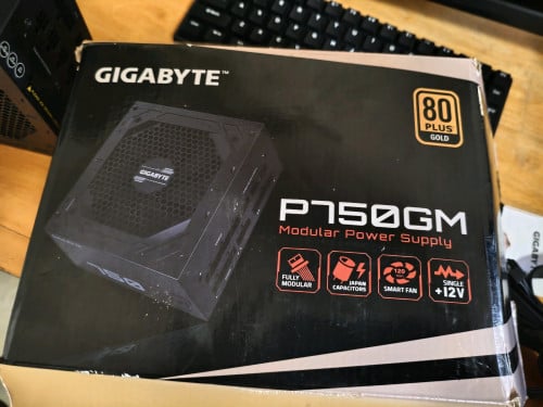 Power Supply Gigabyte P750GM