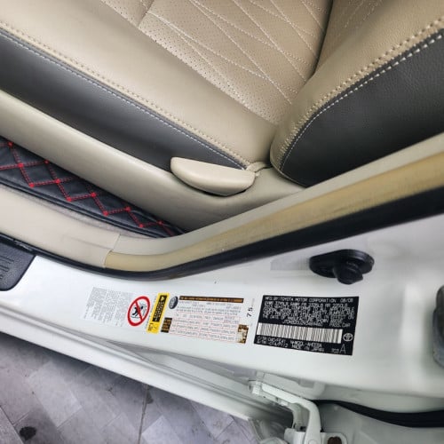 Prius 07 full options ក្រដាសពន្ធថ្មី