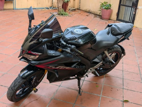 R15