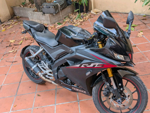R15
