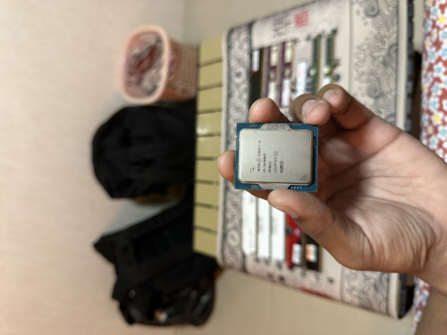 Ram DDR 4 32G 1=70$ ចរចារ Cpu Intel Core i9-14900KF 1=350$ ចរចារ