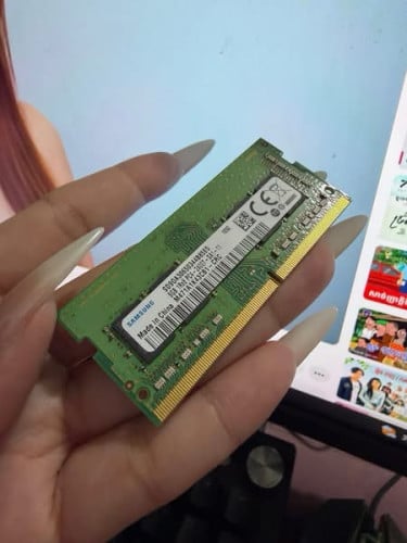 Ram Laptop  8GB DDR4 2400T មួយទឹកដកពីម៉ាសុីន មានការធានា1 អាទិត្យ អីវ៉ាន់មាននៅក្នុងស្តុក