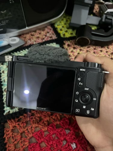 SONY ZVE10