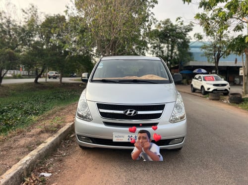 Starex 010 នៅសំនុំដើម ថ្មីណាស់