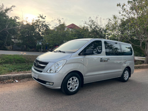 Starex 010 នៅសំនុំដើម ថ្មីណាស់