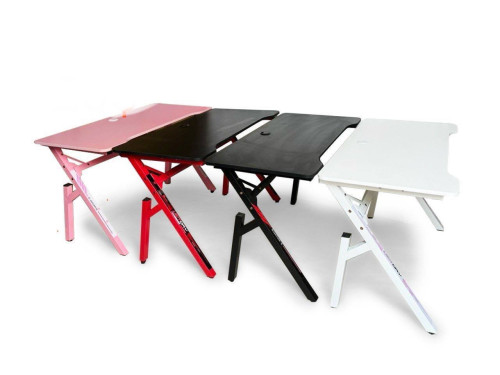 Table & Chairs