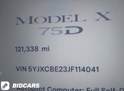 Tesla Model X 2018 កៅអី​3ជួរ​ បេីក​ស្លាប​ អេក្រង់​ធំ​បញ្ឈរ​ ទំនេីបណាស់