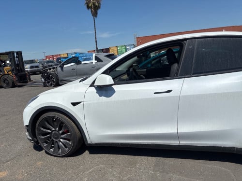 Tesla Model Y Performance Dual Motor 2022 លំដាប់​មេ​ឡាន​🥇