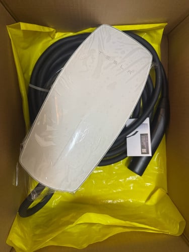 Tesla Wall Connector/ Tesla Charger 7Kw