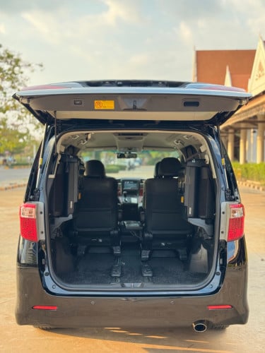 TOYOTA ALPHARD 2015 up 2017