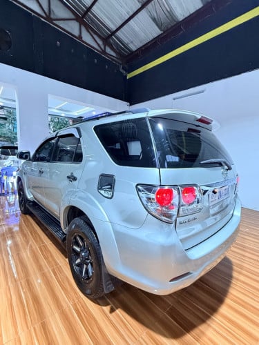 Toyota Fortuner Full Option 2013 កាពីតាស់4x4 ឡាន​ស្អាត​ ម្ចាស់​ដើម​