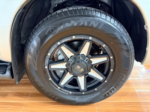 Toyota Fortuner Full Option 2013 កាពីតាស់4x4 ឡាន​ស្អាត​ ម្ចាស់​ដើម​