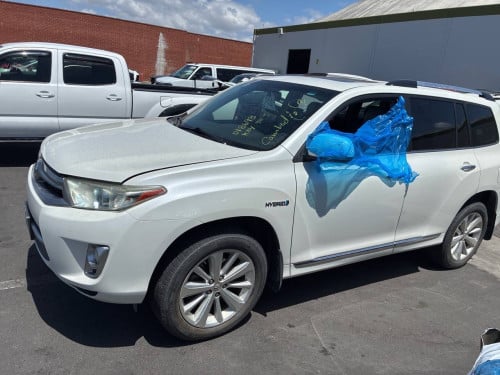 Toyota Highlander Hybrid Full Limited 2013 ប៉ុង2 កៅអី​3ជួរ