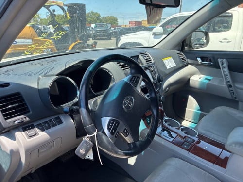Toyota Highlander Hybrid Full Limited 2013 ប៉ុង2 កៅអី​3ជួរ