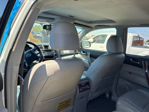 Toyota Highlander Hybrid Full Limited 2013 ប៉ុង2 កៅអី​3ជួរ
