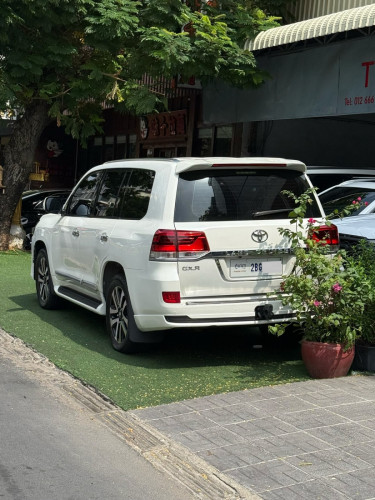Toyota Land Cruiser Arab 2008 up 2021 , V6 សាំង​ Full Option