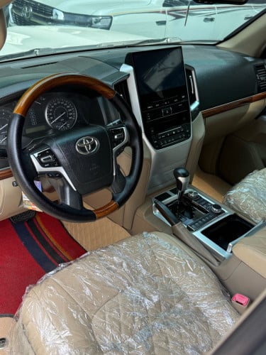 Toyota Land Cruiser Arab 2008 up 2021 , V6 សាំង​ Full Option