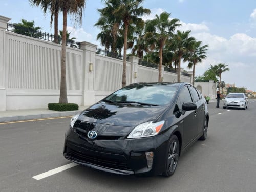 Toyota Prius  Years: 2013 Option: Persona