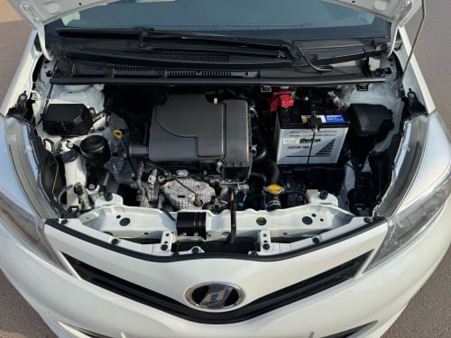 Toyota Vitz 2014 Smart key🗝️