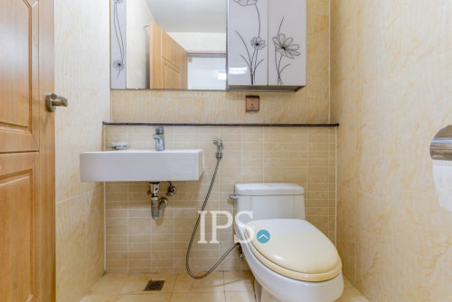 ❗️#URGENTSALE❗️3-Bedroom Condo -📍De Castle Noblesse, Phnom Penh