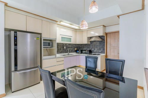 ❗️#URGENTSALE❗️3-Bedroom Condo -📍De Castle Noblesse, Phnom Penh