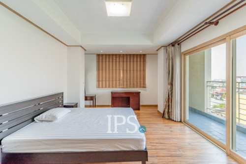 ❗️#URGENTSALE❗️3-Bedroom Condo -📍De Castle Noblesse, Phnom Penh