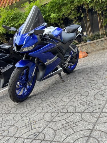 Yamaha R15