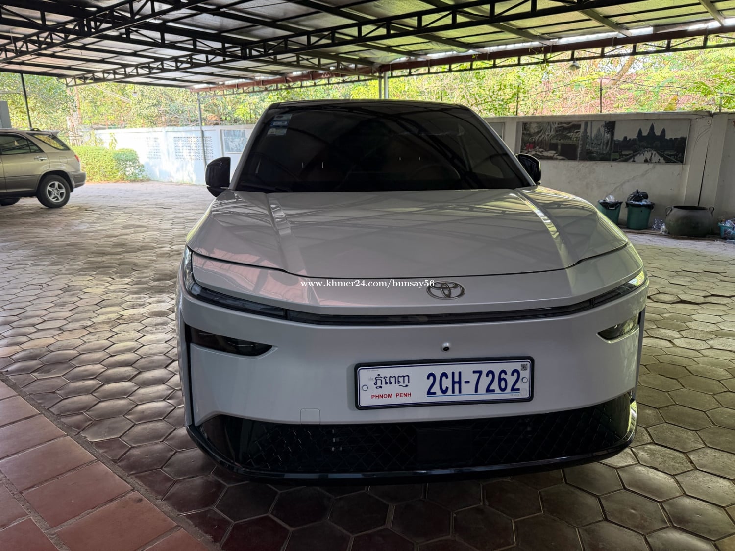 ឡានស្អាតលក់នៅសៀមរាប025 ម្ចាស់ដេីម