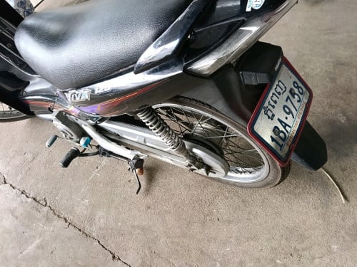 ម៉ូតូលក់