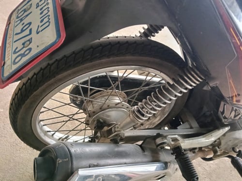 ម៉ូតូលក់