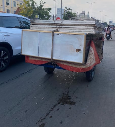 រម៉កជួលដឹកឥវ៉ាន់