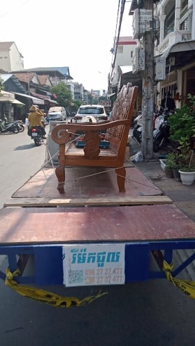 រម៉កជួលដឹកឥវ៉ាន់