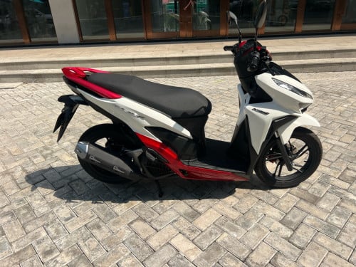 ថ្មីណាស់