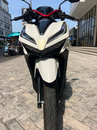 ថ្មីណាស់