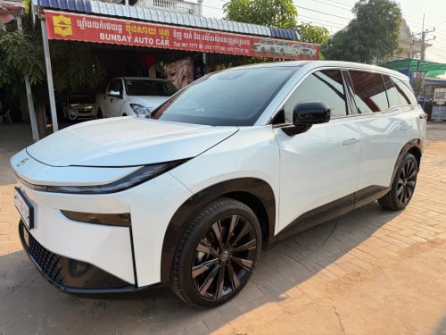 ឡានស្អាតលក់នៅសៀមរាប025 ម្ចាស់ដេីម