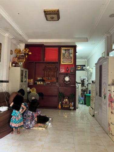 លក់ប្រញាប់ខ្លាំង ជិតផ្សារឈូកមាស~100m