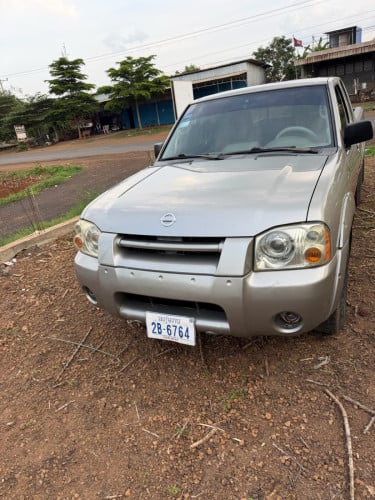 នីសាន់2002ម៉ាសុីនម៉ាស៊ូតប៉ុង១