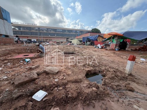 西港4号公路主干道 优质土地急售
