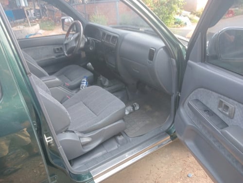 Toyota Hilux Tiger 2004 ម៉ាស៊ីនត្រជាក់រងា ម៉ាស៊ីនស្ងាត់ល្អស្ទុះខ្លាំង ស៊ីម៉ាស៊ុតតឹចណាស់